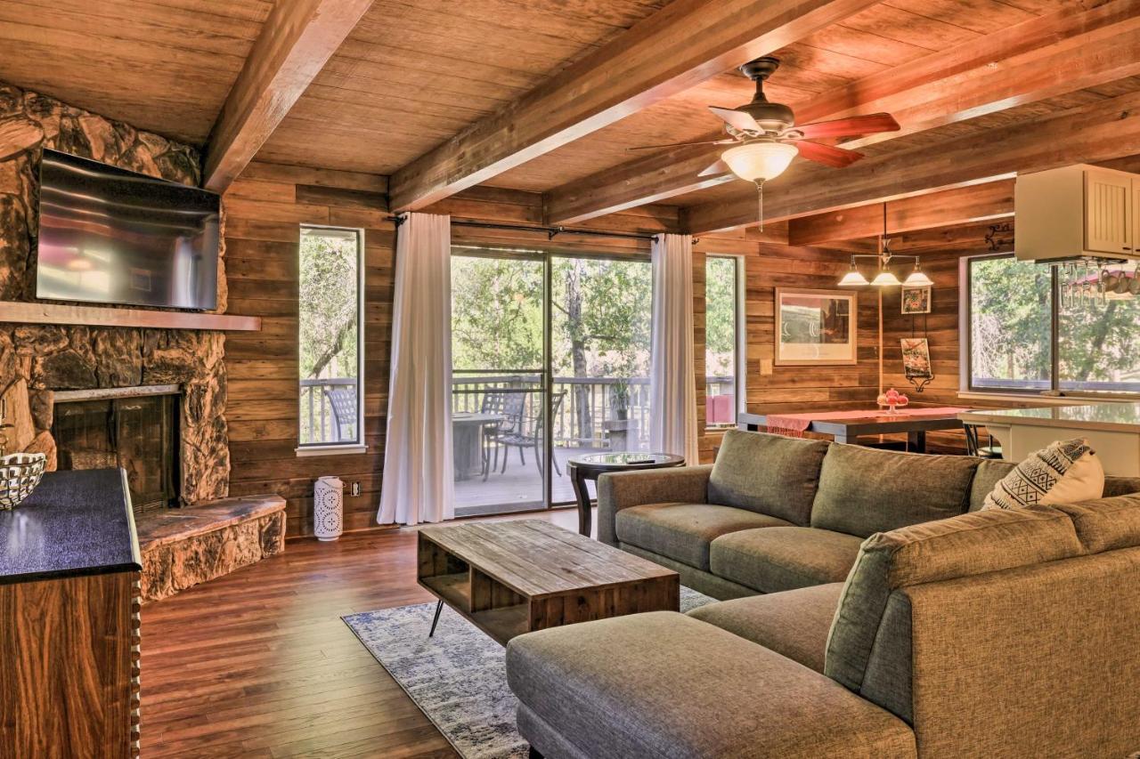Spacious Groveland Cabin With Wraparound Deck! Exteriér fotografie