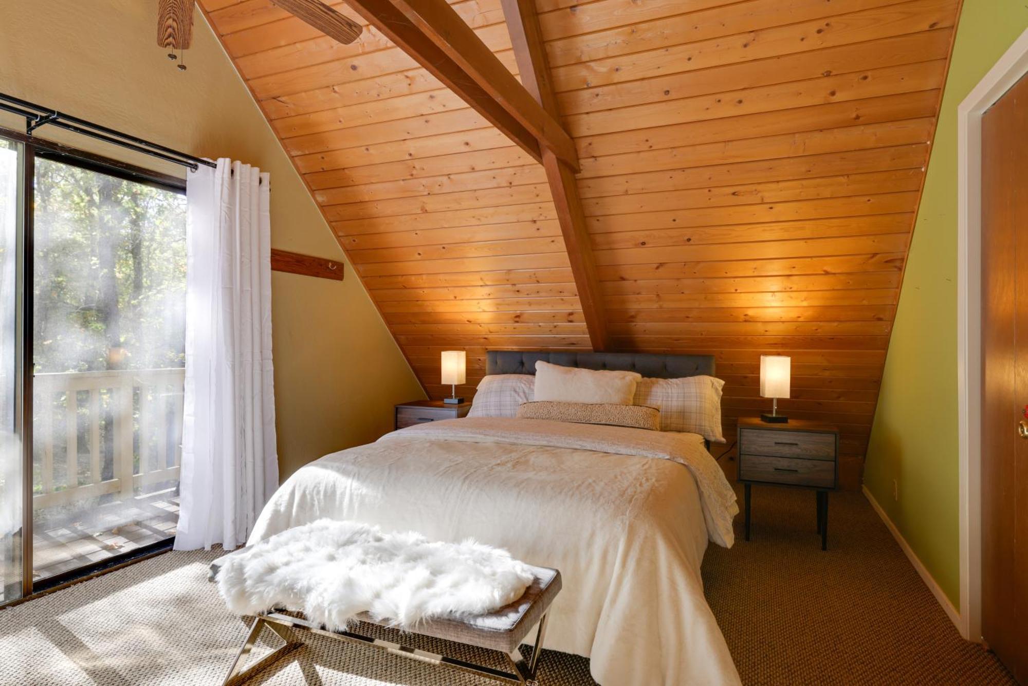 Spacious Groveland Cabin With Wraparound Deck! Exteriér fotografie
