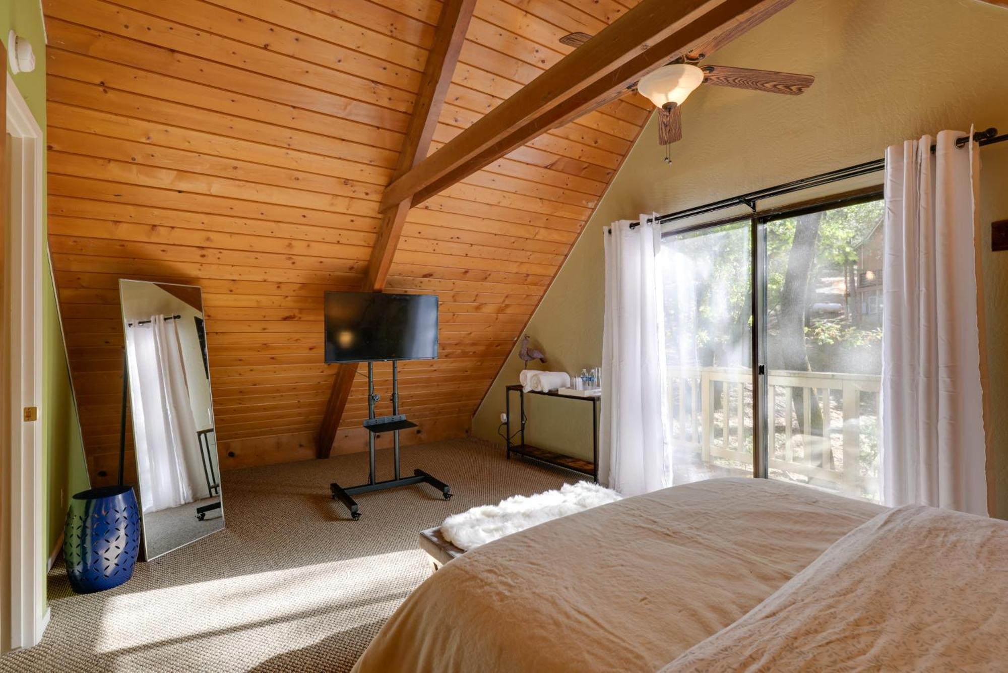 Spacious Groveland Cabin With Wraparound Deck! Exteriér fotografie