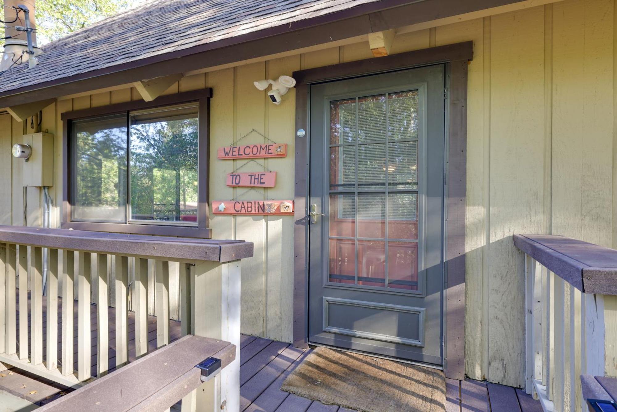 Spacious Groveland Cabin With Wraparound Deck! Exteriér fotografie
