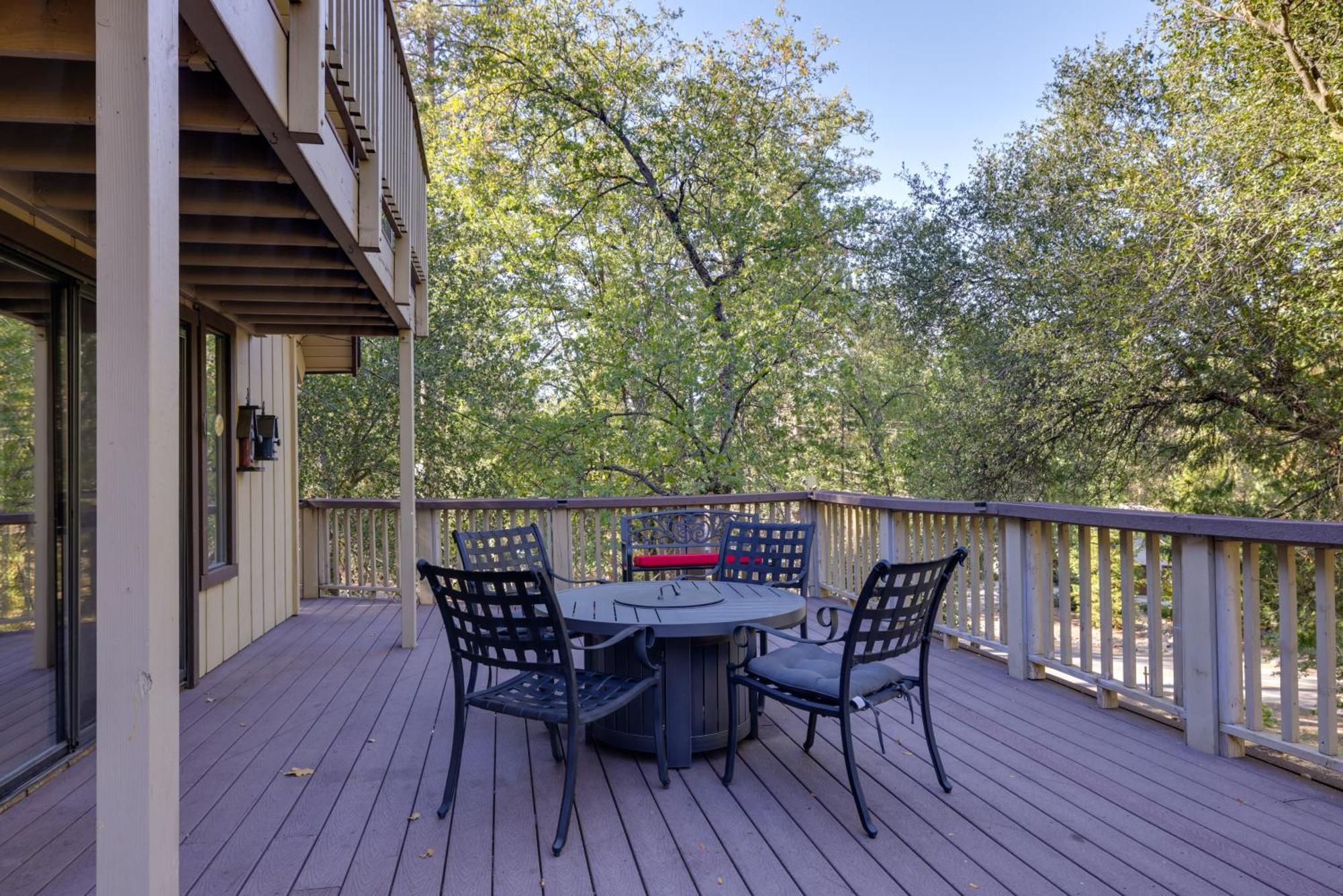 Spacious Groveland Cabin With Wraparound Deck! Exteriér fotografie